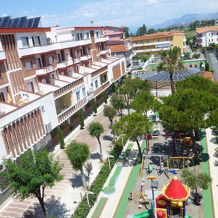 Apparthotel Residence Riviera Dei Cedri Santa Maria del Cedro Kültér fotó